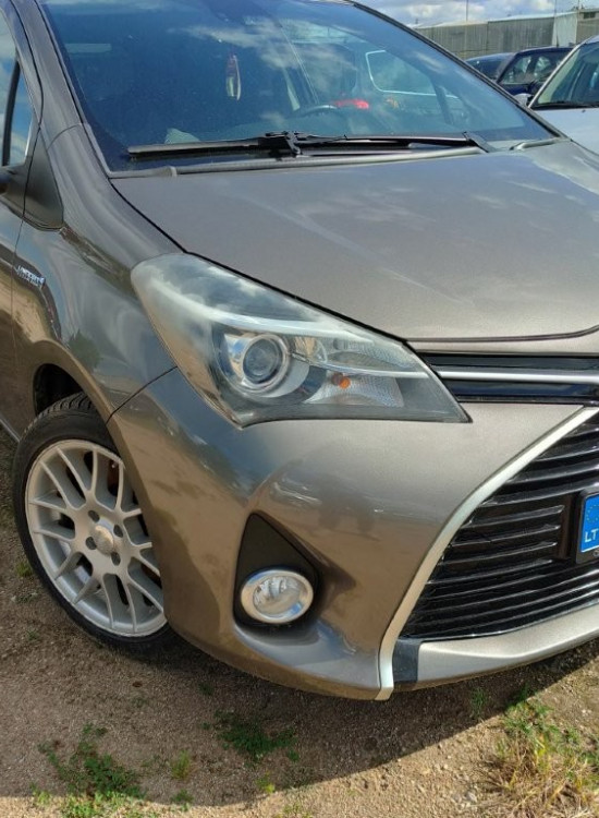Toyota Yaris Hybrid