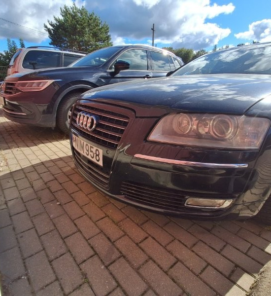 Audi A8