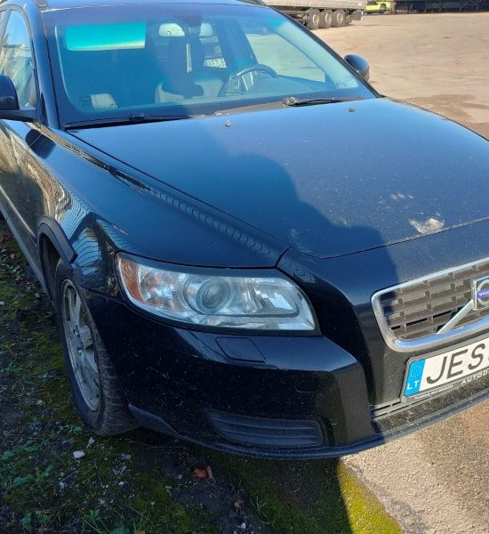 Volvo V50