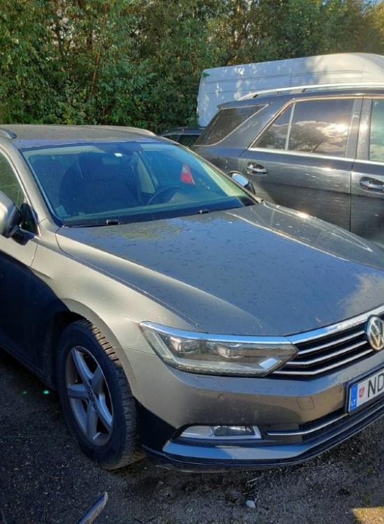 VW PASSAT