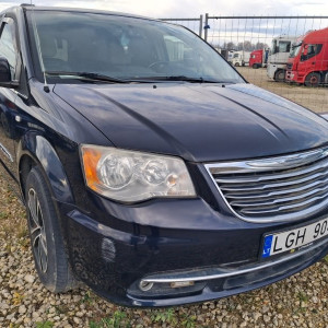 CHRYSLER TOWN & COUNTRY
