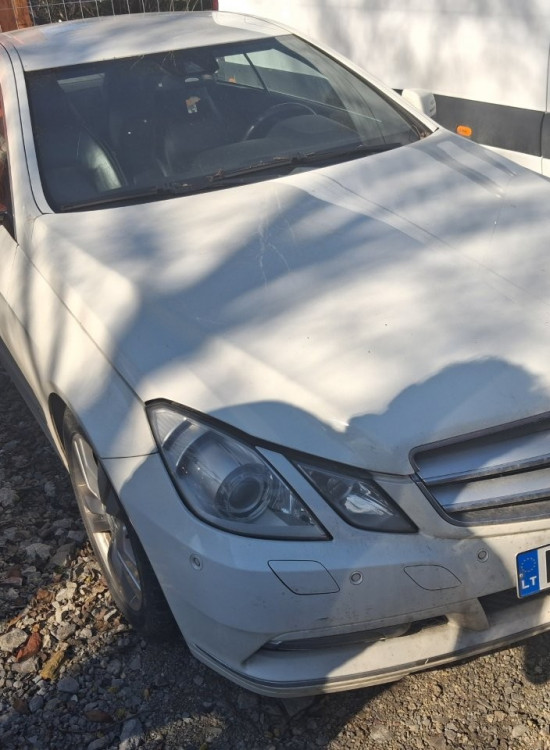Mercedes-Benz E220 CDI