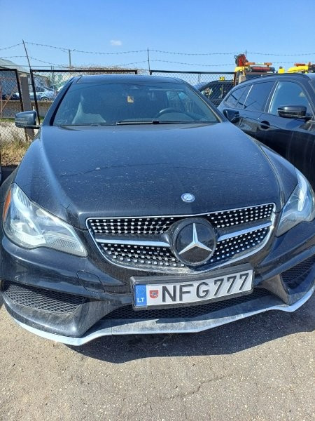 MERCEDES-BENZ E350