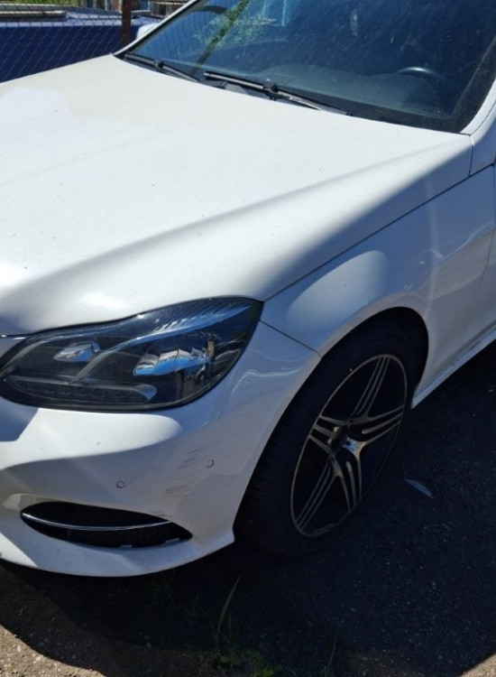 MERCEDES-BENZ E 200 CDI