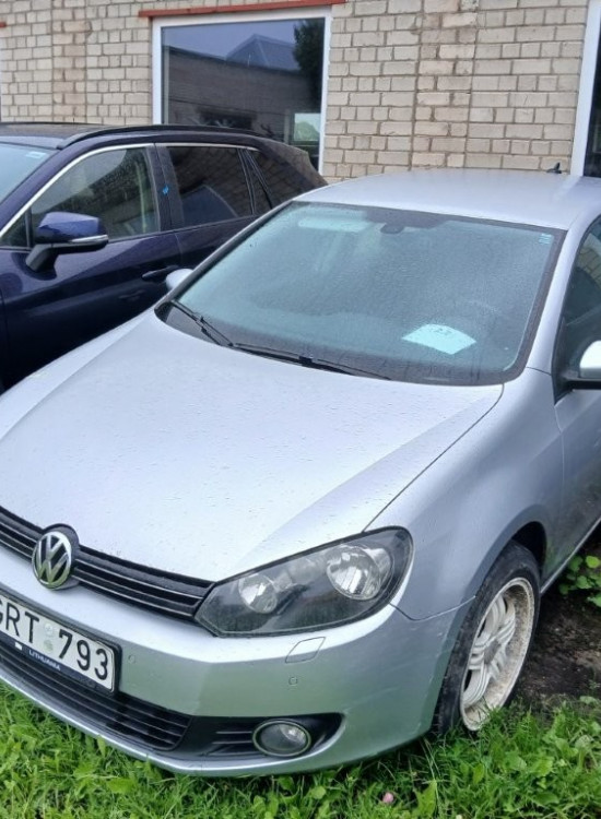 VW Golf