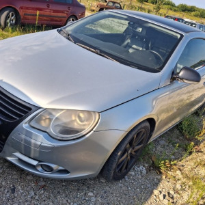 VOLKSWAGEN EOS