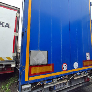 Puspriekabė KOEGEL SN24
