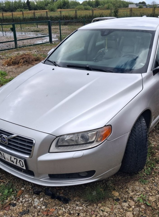 Volvo S80