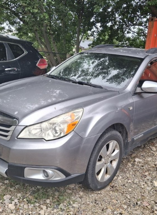 SUBARU OUTBACK