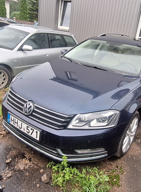 VW Passat