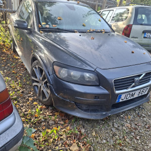 VOLVO C30