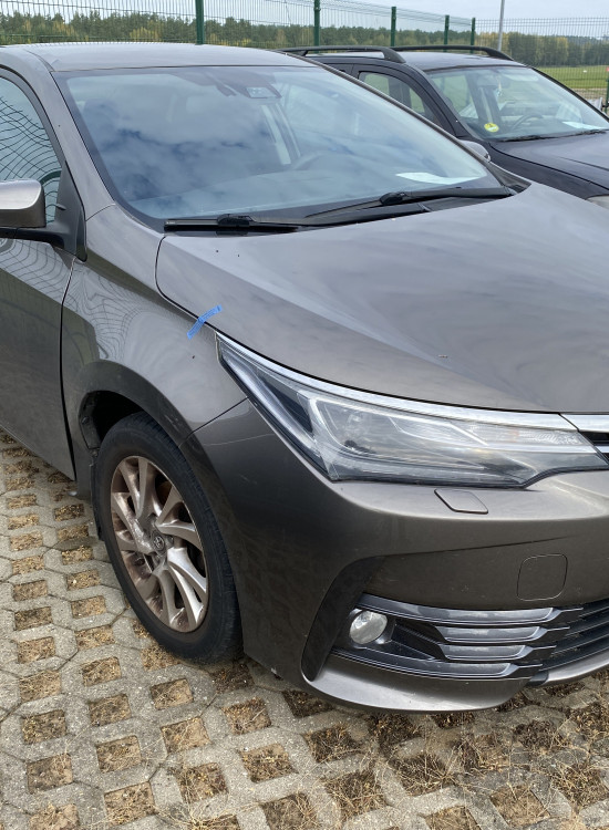 TOYOTA COROLLA